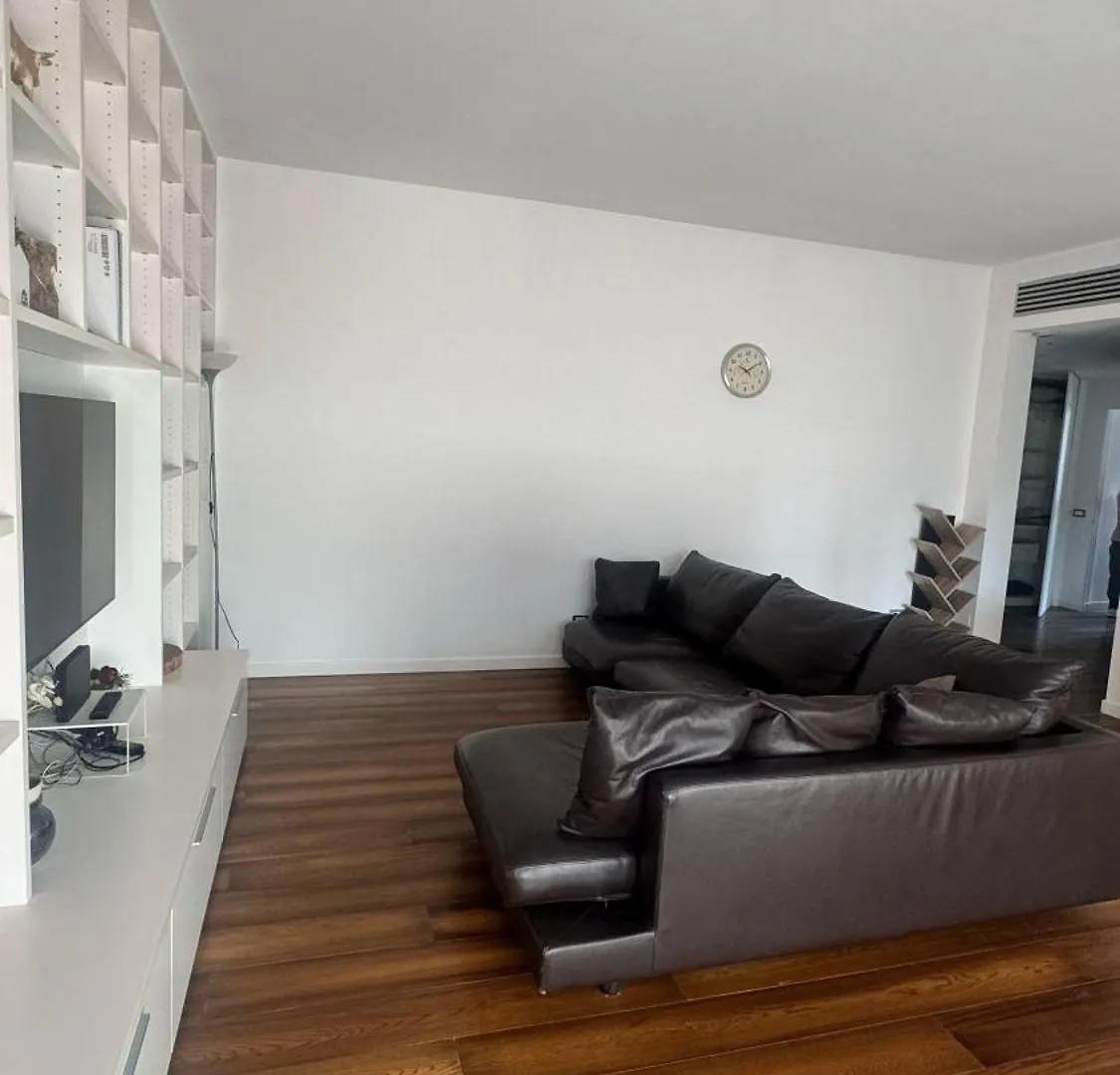 Experience Luxury Apartment Sarzana Milan 0*,